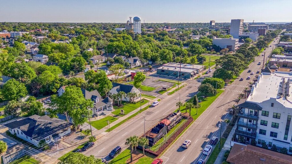 More Photos Of 656 Garden St, Pensacola Office For Sale