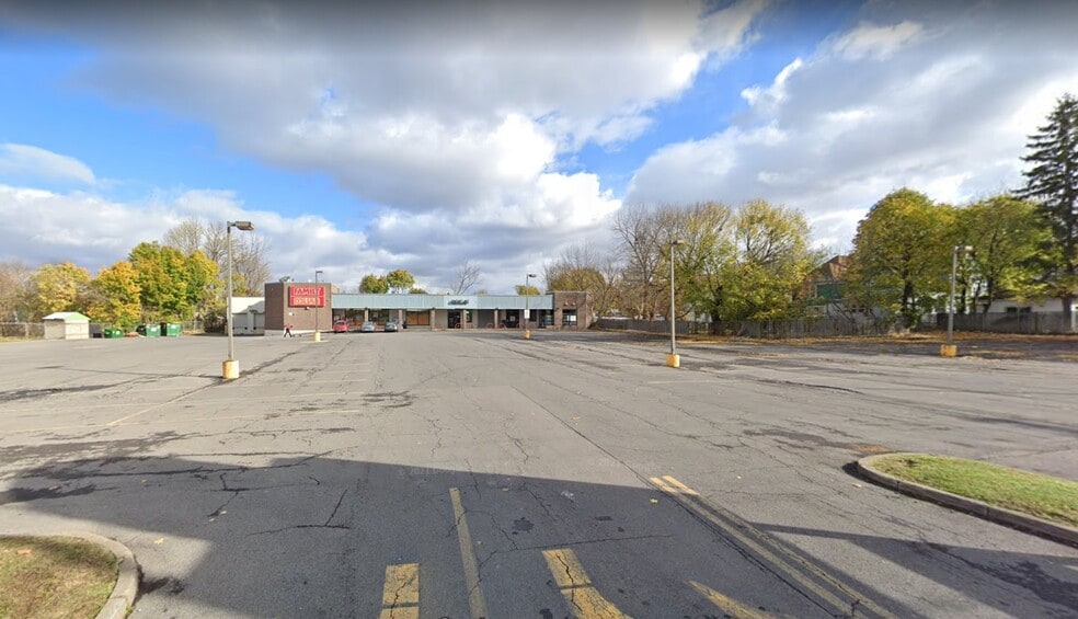 More Photos Of 1223-1241 South Ave, Syracuse Unknown For Lease