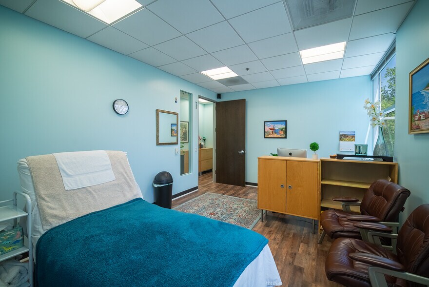 More Photos Of 5927 Balfour Ct, Carlsbad Office For Sale