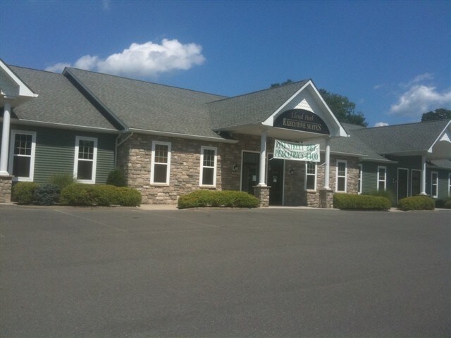 Primary Photo Of 60 Park Ln, Highland Office For Lease