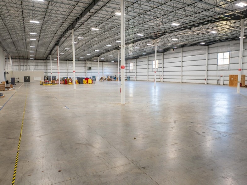 More Photos Of 212 Quality Dr, Mocksville Manufacturing For Sale