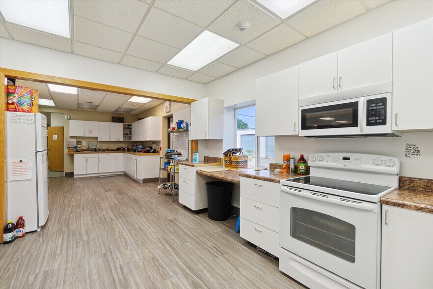 More Photos Of 1380 E Main St, Edmore Assisted Living For Sale