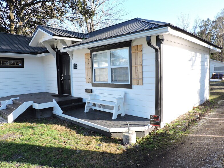 More Photos Of 5722 Dunn Ave, Jacksonville Medical For Sale