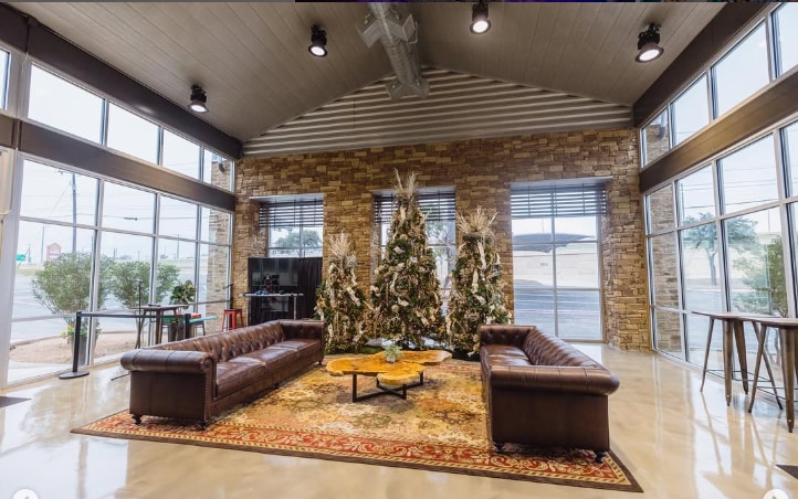More Photos Of 1278 N Loop 1604 E, San Antonio Loft Creative Space For Lease