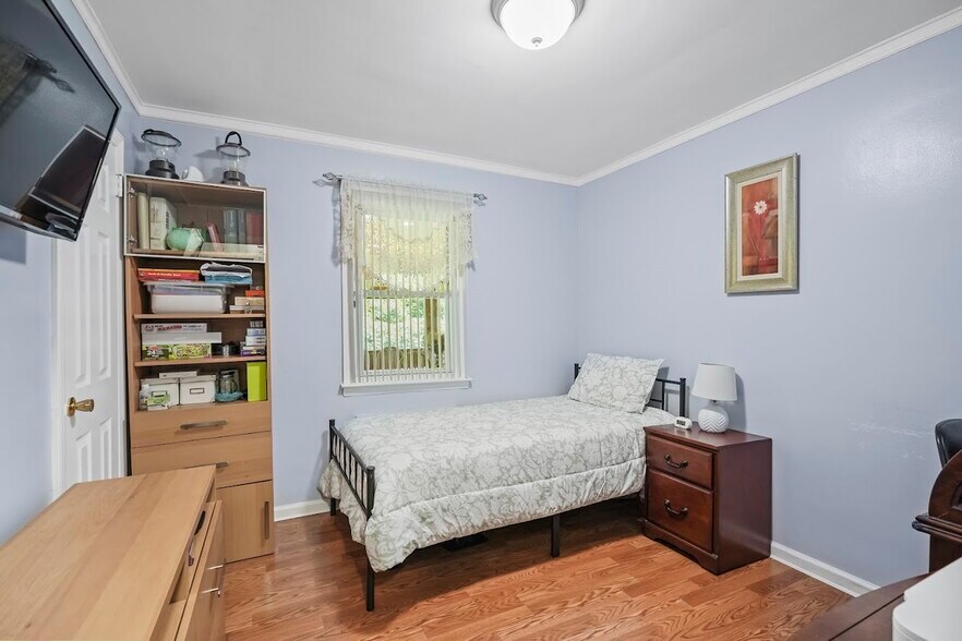 More Photos Of 25 Montague St, Yonkers Multifamily For Sale