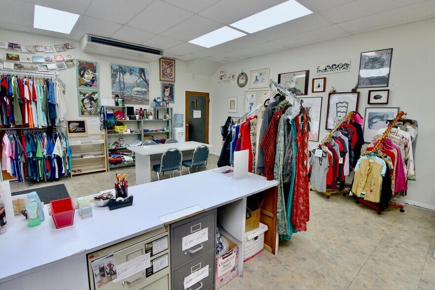 More Photos Of 524 Kalihi St, Honolulu Service For Sale