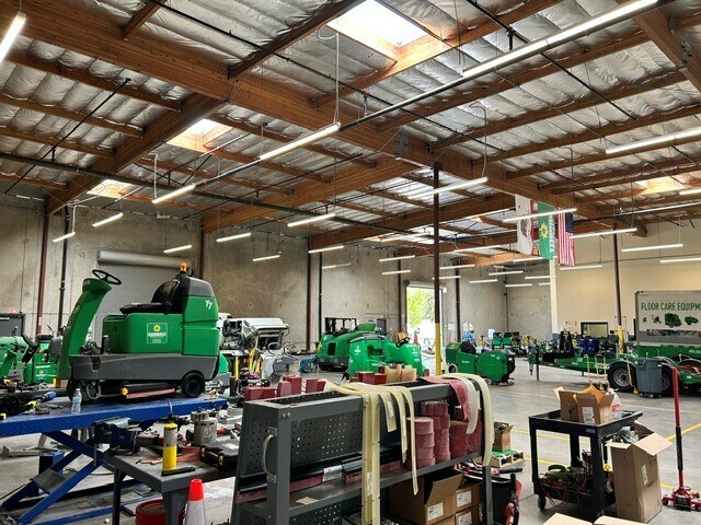 More Photos Of 3223 Golf Course Dr, Ventura Warehouse For Lease