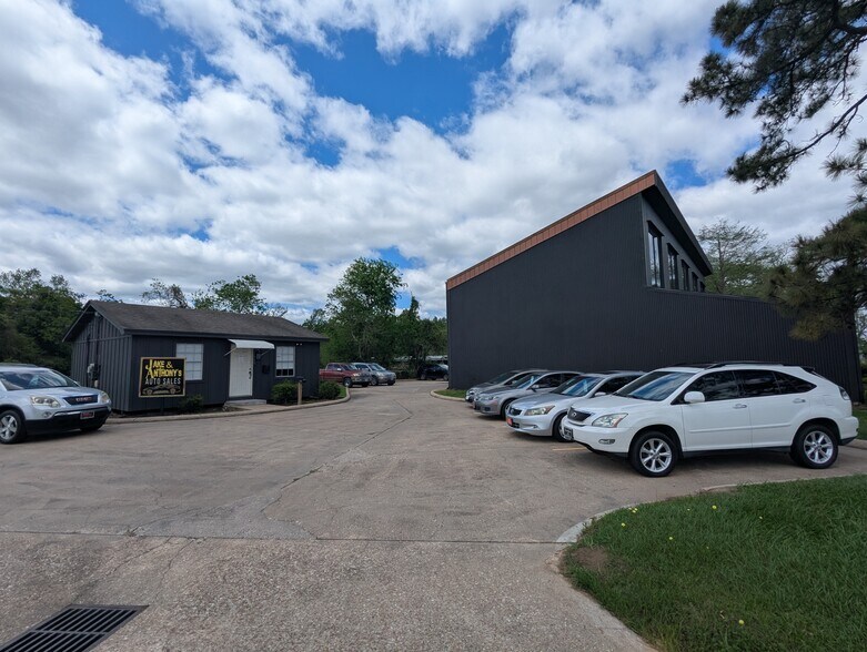 More Photos Of 7945 Eastex Fwy, Beaumont Office For Sale