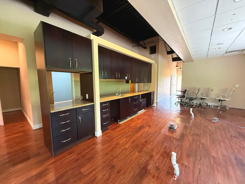 More Photos Of 3751 S Clyde Morris Blvd, Port Orange Storefront Retail Office For Lease