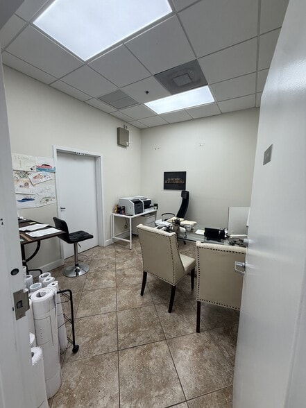 More Photos Of 3200 Fairlane Farms Rd, Wellington Unknown For Lease
