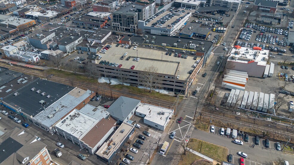 More Photos Of 1 W Englewood Ave, Englewood Freestanding For Lease