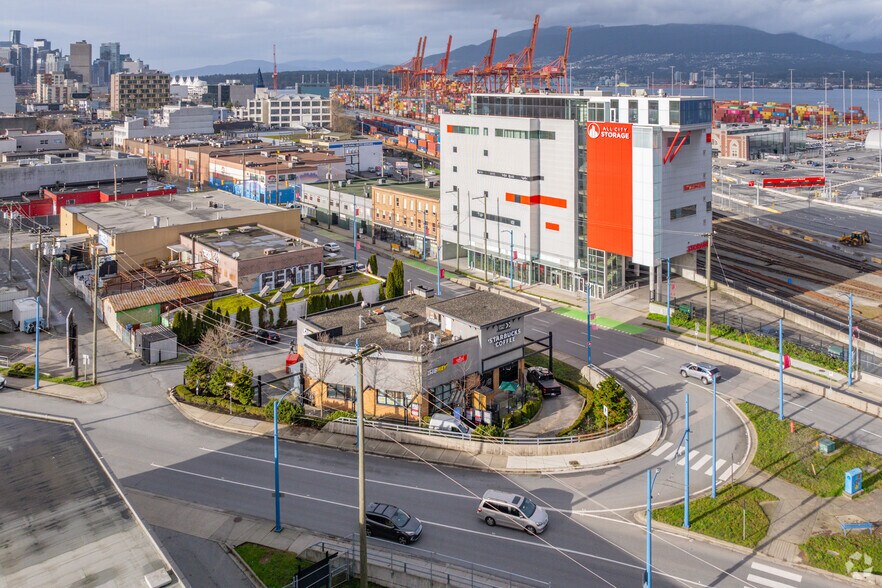 More Photos Of 850 Powell St, Vancouver Freestanding For Lease