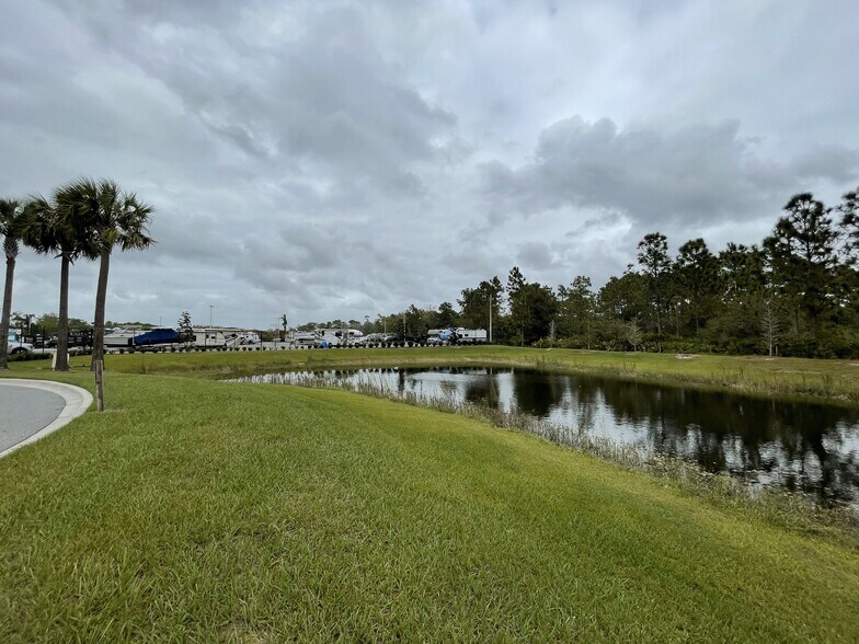 More Photos Of 5371 Young Pine Rd, Orlando Land For Lease