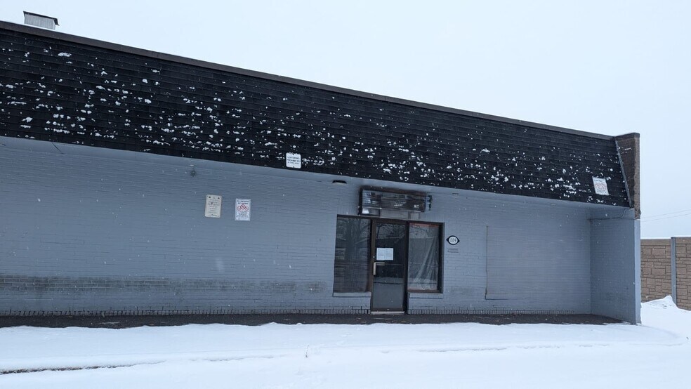 More Photos Of 109 Lotherton Ptway, Toronto Storefront Retail Residential For Lease