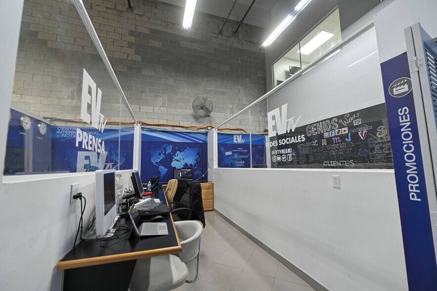 More Photos Of 7770 NW 46th St, Doral Warehouse For Sale