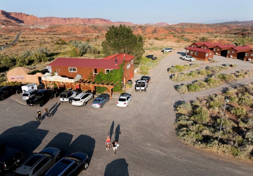 More Photos Of 2523 UT-24, Torrey Hotel For Sale