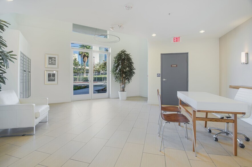 More Photos Of 401 S Grand View St, Los Angeles Apartments For Sale