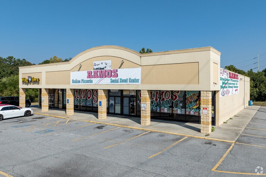 More Photos Of 1607 S Lumpkin Rd, Columbus Storefront For Lease