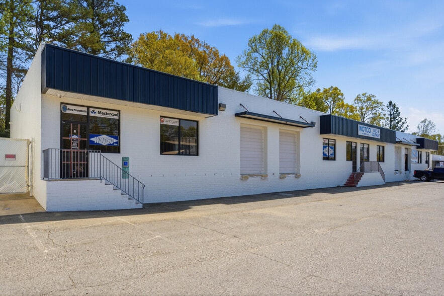 Primary Photo Of 2730-2738 N Graham St, Charlotte Flex For Lease