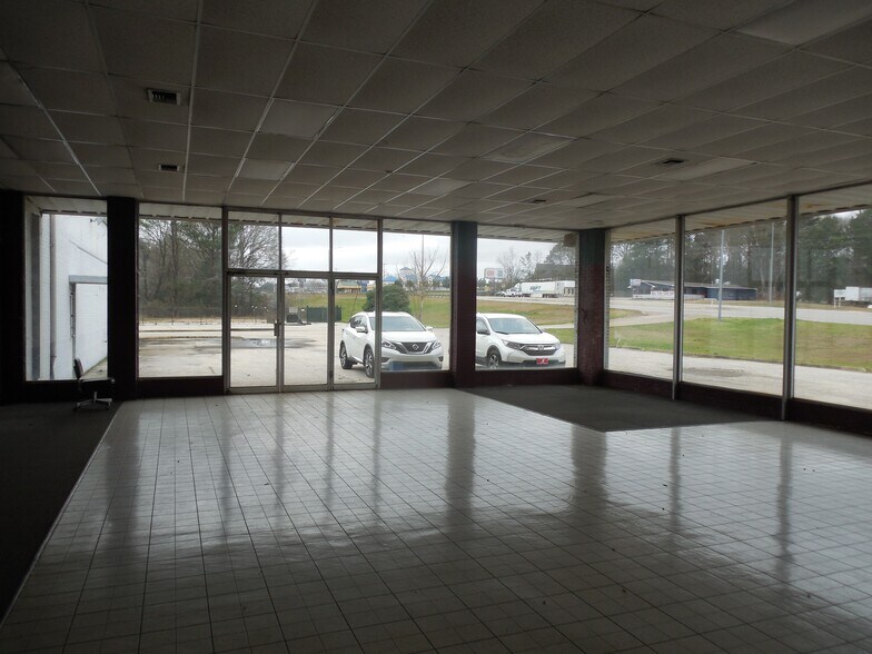 More Photos Of 219 Us-231 Hwy, Troy Auto Dealership For Sale