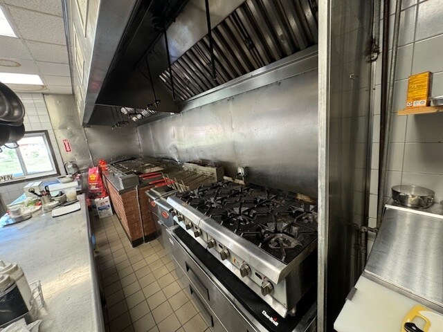 More Photos Of 954 Pembroke Rd, Bethlehem Restaurant For Sale