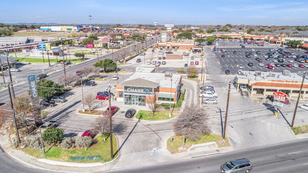 More Photos Of 5801 Babcock Rd, San Antonio Bank For Lease