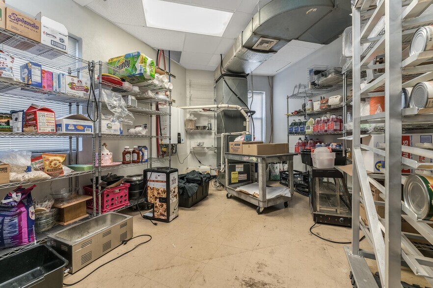 More Photos Of 615 3rd Ave, Alpha Freestanding For Sale