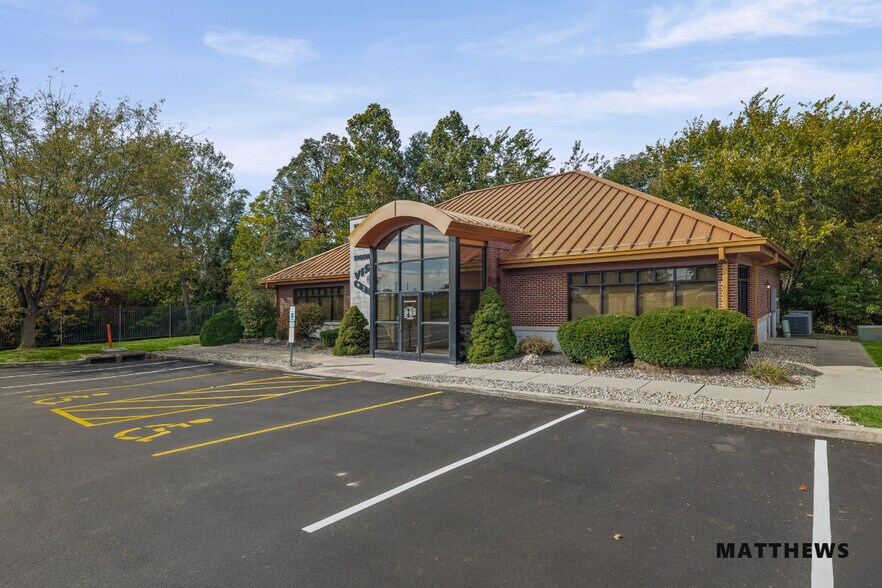 More Photos Of 1950 Edwardsville Club Plz, Edwardsville Medical For Sale