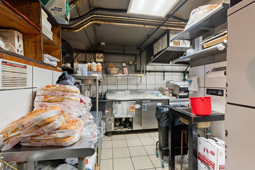 More Photos Of 60-62 Van Duzer St, Staten Island Freestanding For Sale