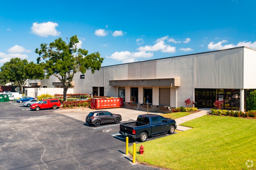 Primary Photo Of 3502 Queen Palm Dr, Tampa Warehouse For Lease