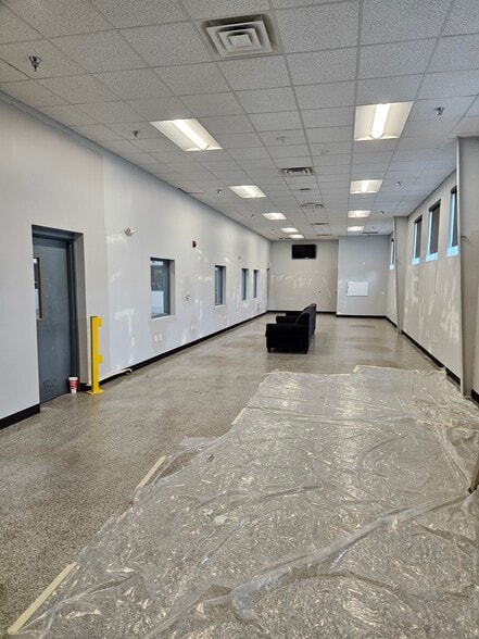 More Photos Of 201 W Carmel Dr, Carmel Theater Concert Hall For Lease