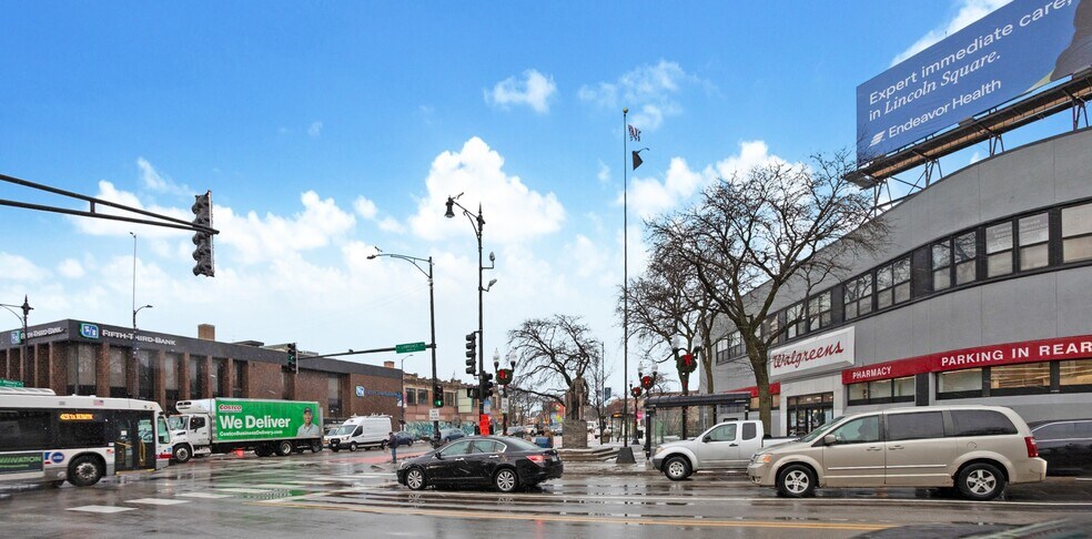 More Photos Of 4841 N Western Ave, Chicago Storefront Retail Office For Lease