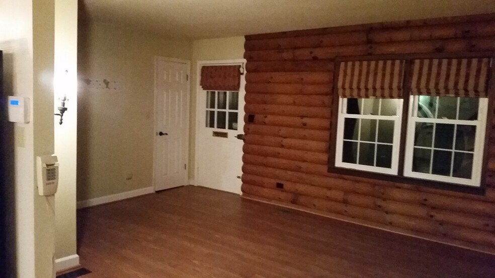 More Photos Of 215 Harding Rd, Chocowinity Office For Sale