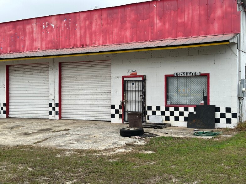 More Photos Of 18475 N US Highway 441, Reddick Auto Repair For Sale