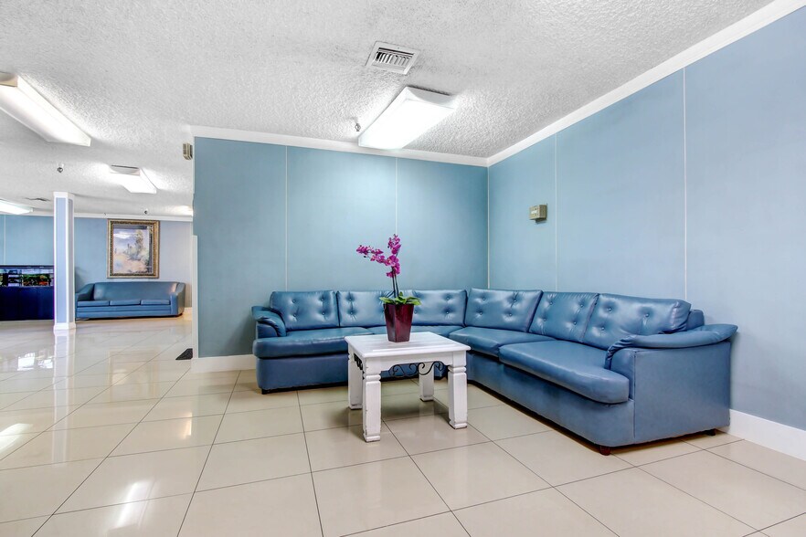 More Photos Of 1450 N Fair Oaks Ave, Pasadena Assisted Living For Sale