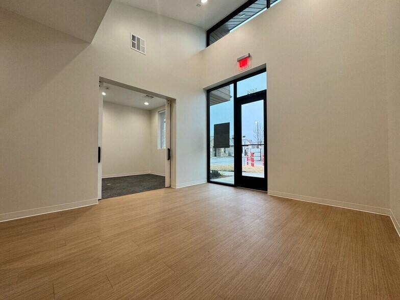 More Photos Of 1400 N Coit Rd, McKinney Office For Sale