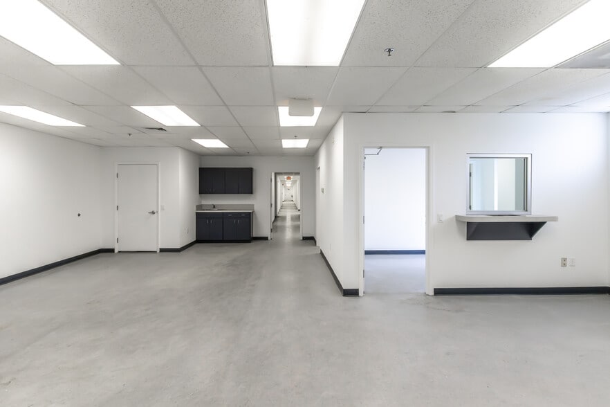 More Photos Of 1160 E Van Fleet Dr, Bartow Warehouse For Lease