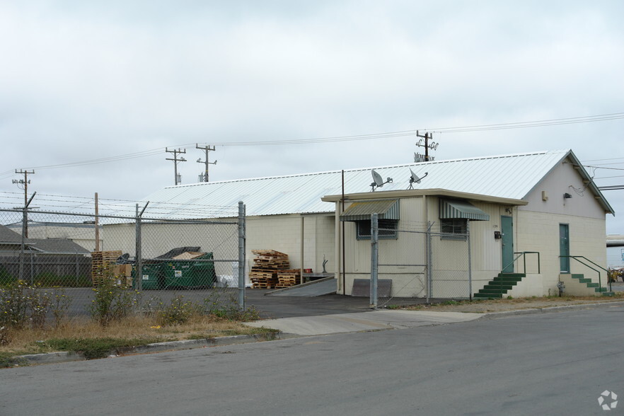 Primary Photo Of 11399 Walsh St, Castroville Warehouse For Lease