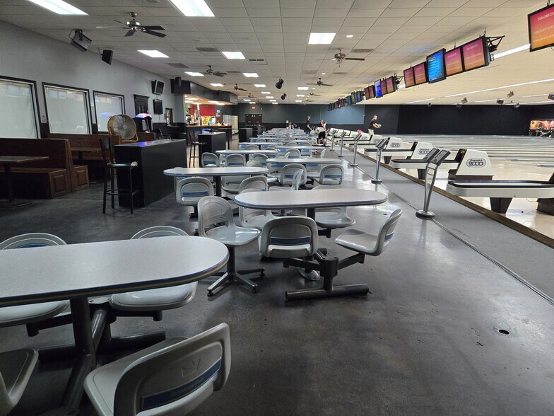 More Photos Of 2006 S Main St, Farmville Bowling Alley For Sale
