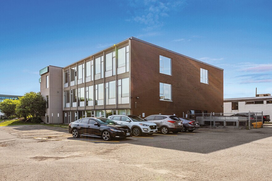 Primary Photo Of 880 Lady Ellen Pl, Ottawa Office For Lease