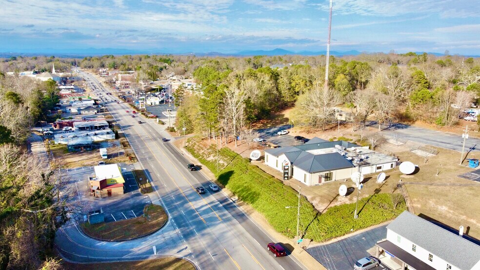 More Photos Of 1102 Thompson Bridge Rd, Gainesville Office For Lease