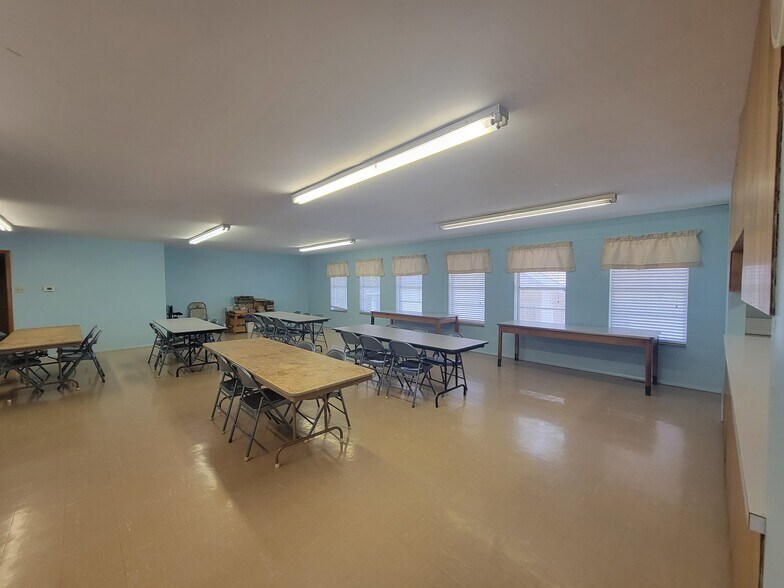 More Photos Of 228 Church St, Winfield Religious Facility For Sale