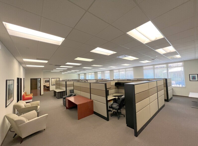 More Photos Of 51 E Campbell Ave, Campbell Medical For Lease