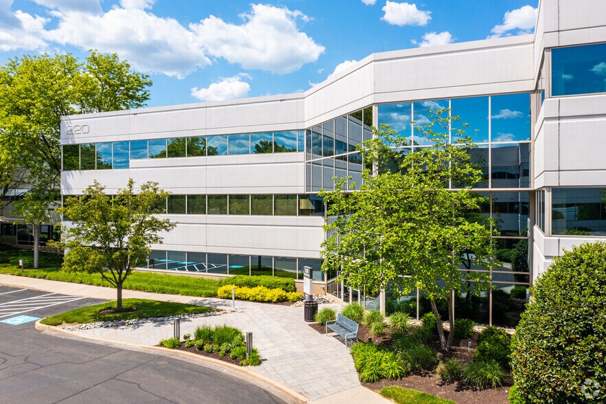 More Photos Of 220 Gibraltar Rd, Horsham Township Office For Lease