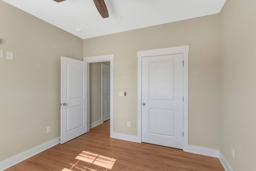 More Photos Of , Lafayette Specialty For Sale