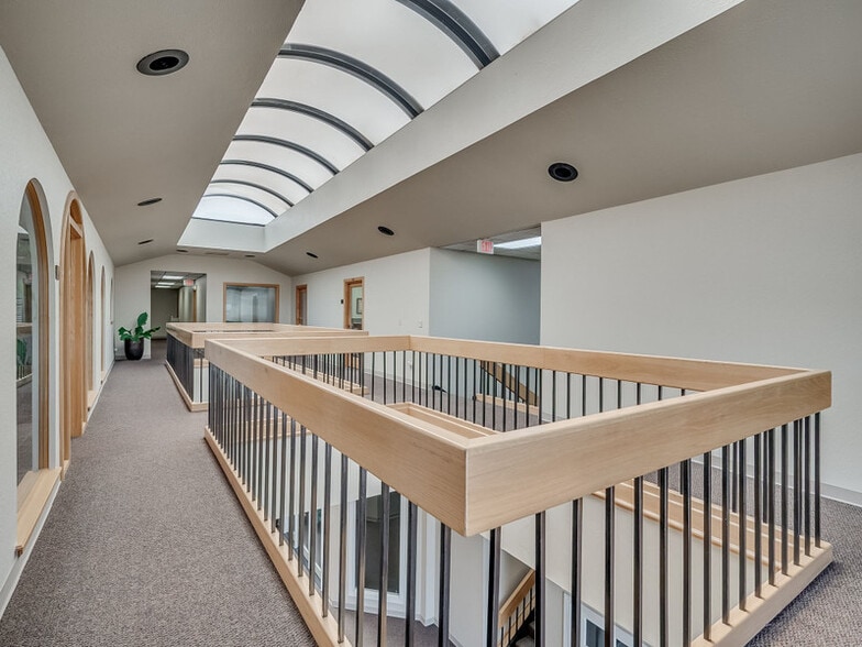 More Photos Of 6656 NW 39th Expy, Bethany Office For Lease