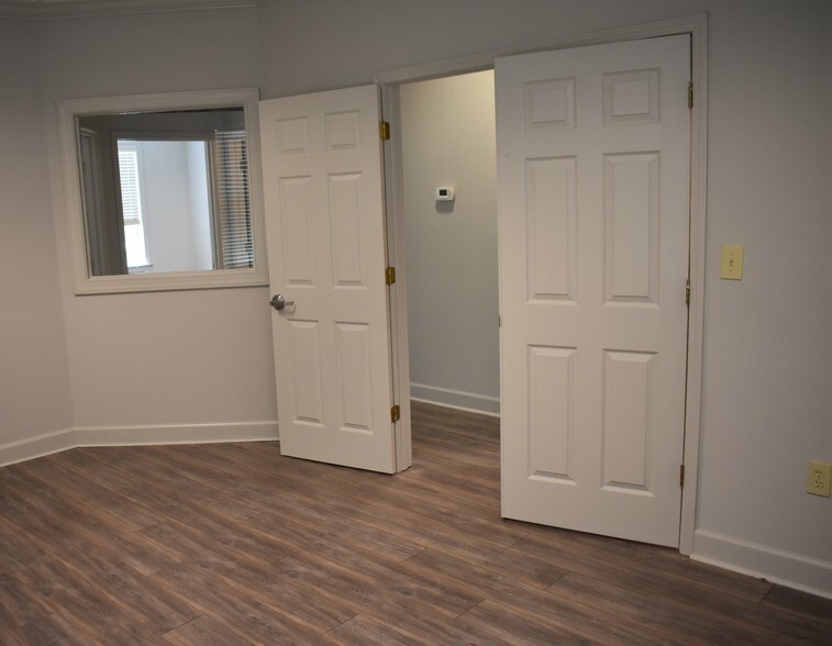 More Photos Of 1830 Peachtree Pky, Cumming Medical For Sale