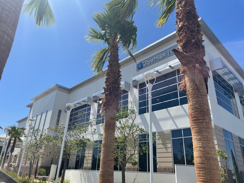 More Photos Of 308 W 6th St, Corona Unknown For Lease