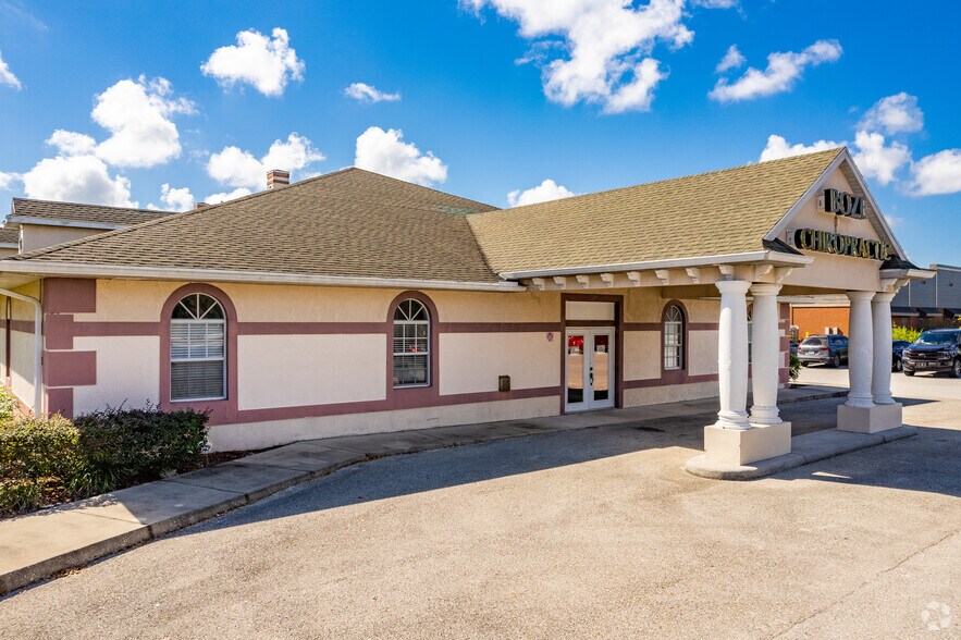 More Photos Of 224 Mariner Blvd, Spring Hill Medical For Sale