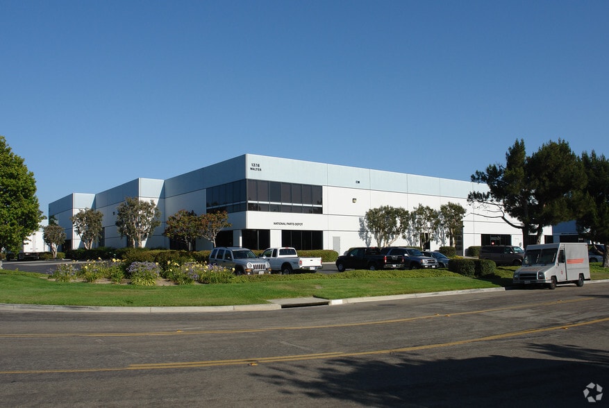 More Photos Of 1376 Walter St, Ventura Light Manufacturing For Lease